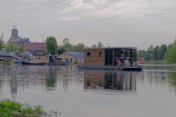 Фото номера Передвижной дом Ботели Houseboats - apartament pływający w Marinie Oława г. Олава 4