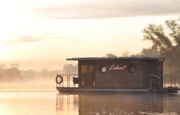 Фото номера Передвижной дом Ботели Houseboats - apartament pływający w Marinie Oława г. Олава 13